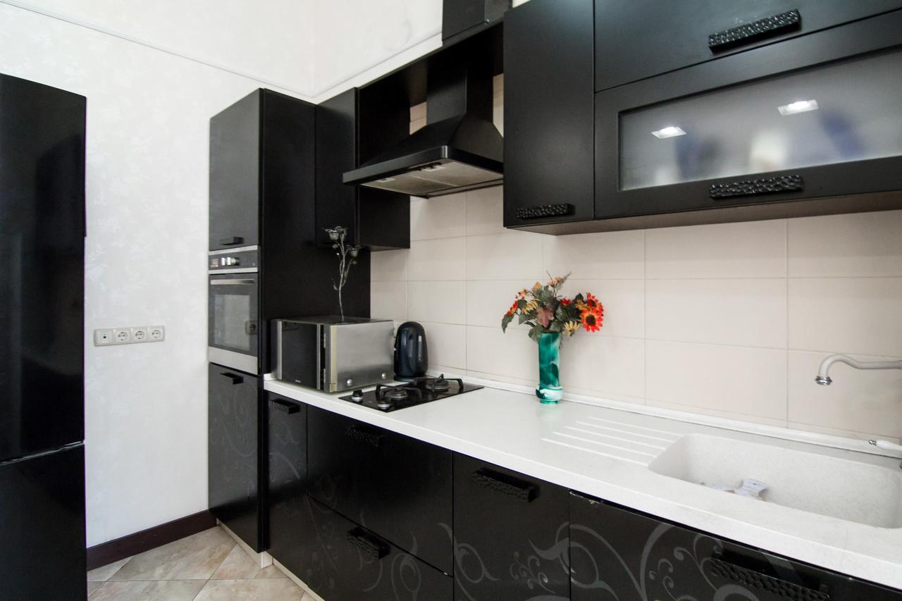 Downtown Prestige Apartment Odessa Ngoại thất bức ảnh