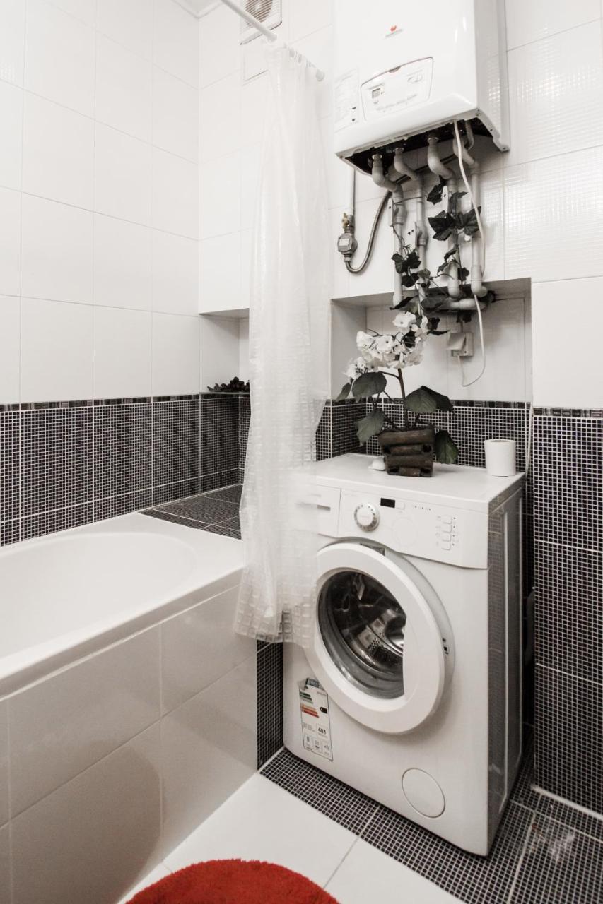 Downtown Prestige Apartment Odessa Ngoại thất bức ảnh